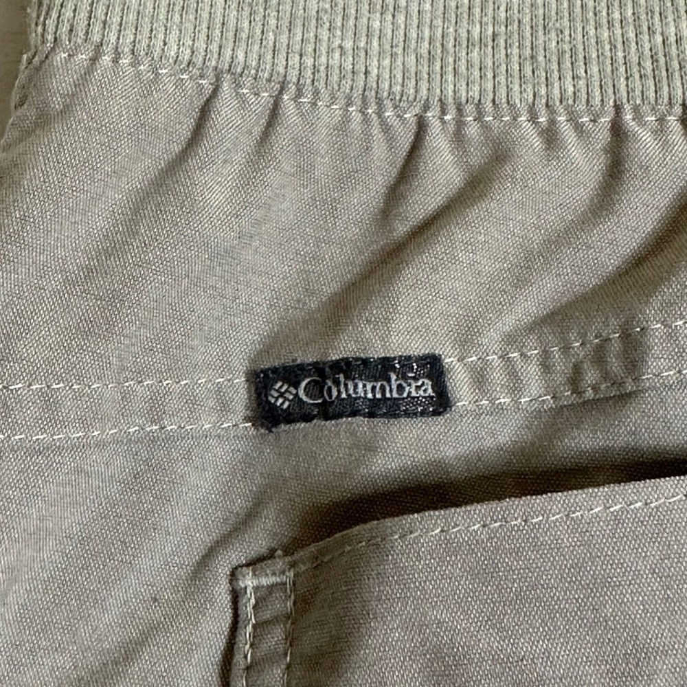 Columbia Women's Large Tan Cargo Capri Pants Roll-Up Straight Leg Hiking Travel - Picture 6 of 12